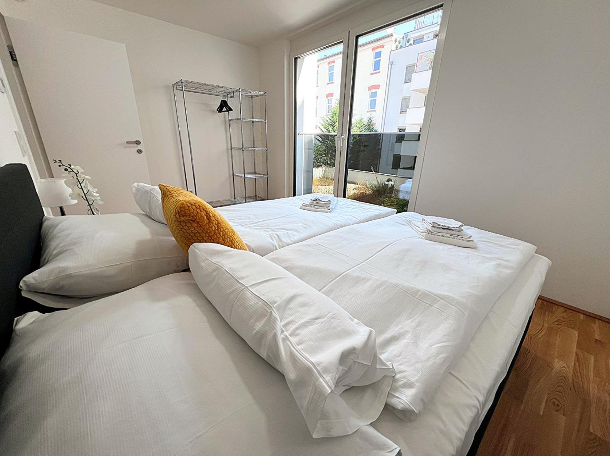 Modern, New, Next To Metro - Gg13 Apartments Viena Exterior foto